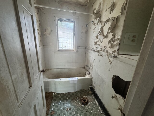 view of full bathroom