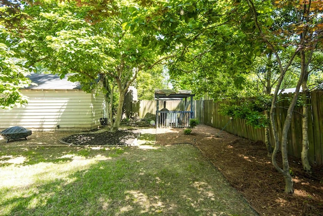 246 Palisade St, Memphis, TN 38111 - view of yard with a fenced backyard