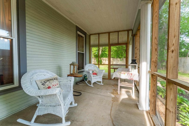 171 White St, Savannah, TN 38372 - view of sunroom