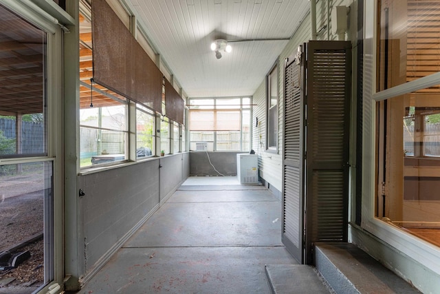 171 White St, Savannah, TN 38372 - interior space