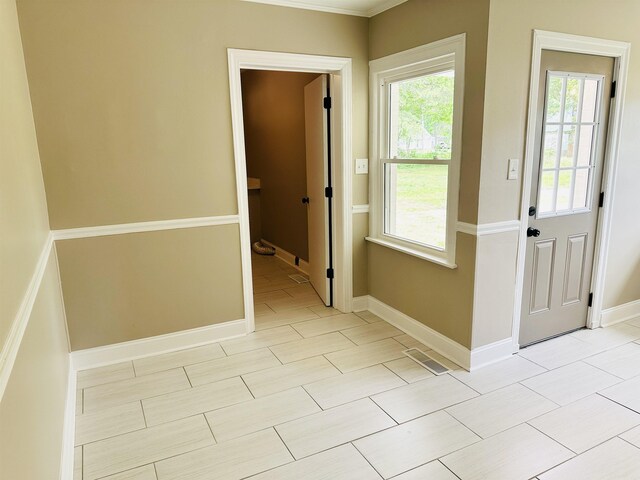 424 Tipton St S, Munford, TN 38058 - interior space with a healthy amount of sunlight, baseboards, and visible vents