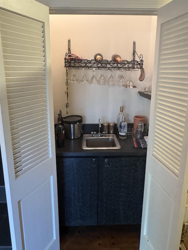 6905 Petworth Rd Unit 6905, Memphis, TN 38119 - view of indoor wet bar