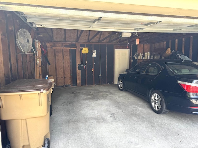 6905 Petworth Rd Unit 6905, Memphis, TN 38119 - view of garage
