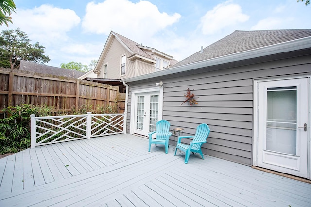 2009 Linden Ave, Memphis, TN 38104 - deck featuring fence and french doors