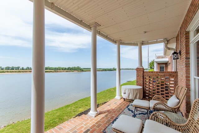 164B Aquaticview Way, Savannah, TN 38372 - view of patio / terrace featuring a water view