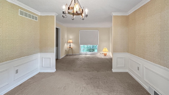 corridor featuring carpet flooring, a notable chandelier, and visible vents