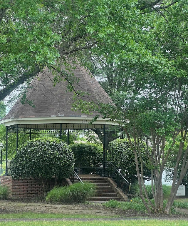 view of property's community