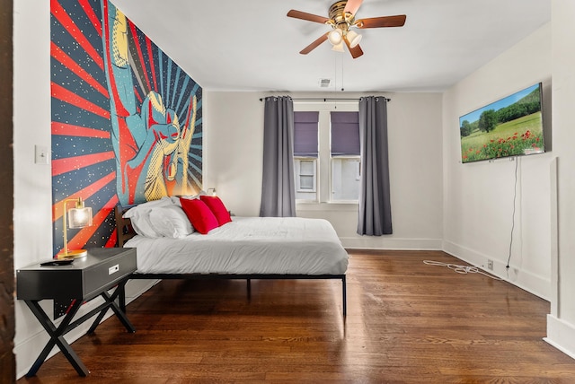 158 N Willett St, Memphis, TN 38104 - bedroom featuring ceiling fan, baseboards, and wood finished floors