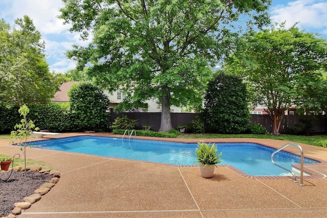 1599 John Ridge Dr, Collierville, TN 38017 - view of swimming pool featuring a fenced backyard, a patio area, and a diving board