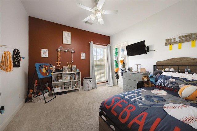 bedroom featuring carpet floors and ceiling fan