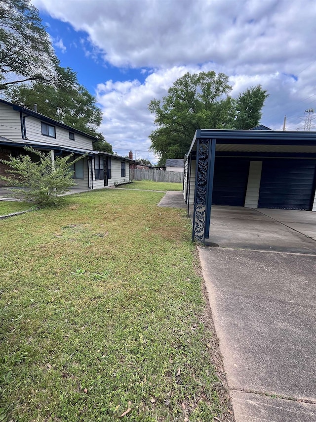 2902 Capri St, Memphis, TN 38118 - view of yard with concrete driveway