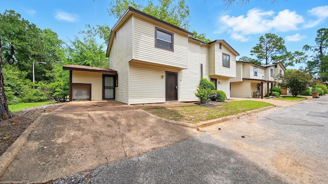3554 Morning Dew Ct Unit 11, Memphis, TN 38118 - view of front facade featuring concrete driveway