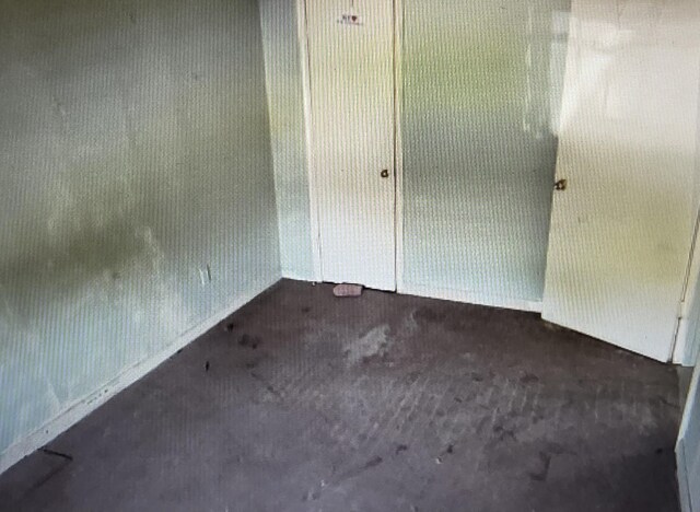 271 Bertha Ave, Memphis, TN 38106 - unfurnished bedroom featuring carpet flooring and baseboards