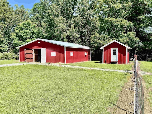 1100 Kendrick Rd, Michie, TN 38357