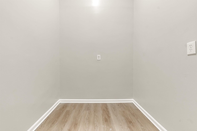 1793 Hayden Rd, Germantown, TN 38138 - unfurnished room with baseboards and light wood finished floors