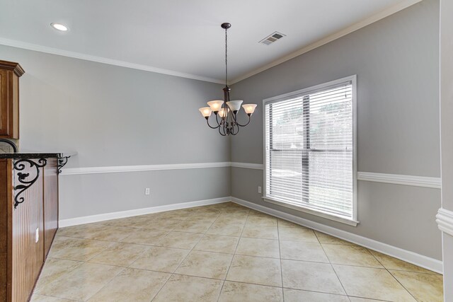 unfurnished dining area with light tile patterned flooring, crown molding, a chandelier, baseboards, and recessed lighting