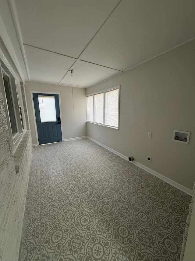 1340 S Perkins Rd, Memphis, TN 38117 - unfurnished room with healthy amount of natural light and baseboards