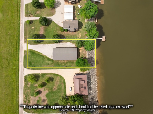 1905 Col James Hardin Dr, Clifton, TN 38425