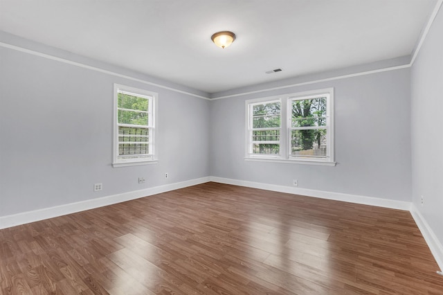 686 Looney Ave, Memphis, TN 38107 - empty room featuring wood finished floors and baseboards