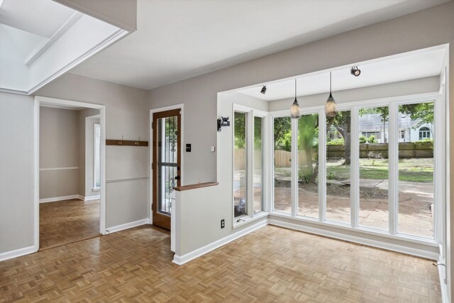 5305 Brantford Ave, Memphis, TN 38120 - empty room with baseboards