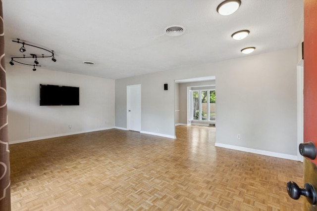5305 Brantford Ave, Memphis, TN 38120 - unfurnished room with baseboards