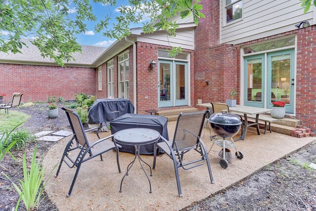 1917 Steeplebrook Cv, Cordova, TN 38016 - view of patio with a fire pit