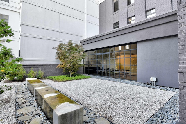 717 S Riverside Dr Unit 1203, Memphis, TN 38103 - exterior space