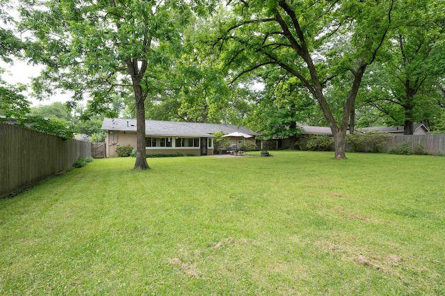4152 Barfield Rd, Memphis, TN 38117 - view of yard