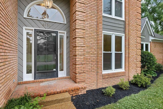 8450 Stoksund Cv, Memphis, TN 38018 - view of exterior entry with brick siding