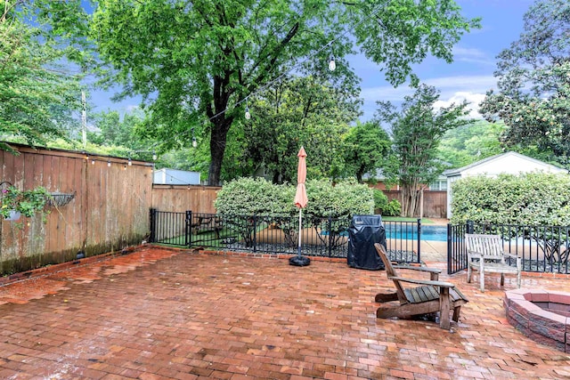 185 Alexander St, Memphis, TN 38111 - view of patio / terrace with a fenced backyard