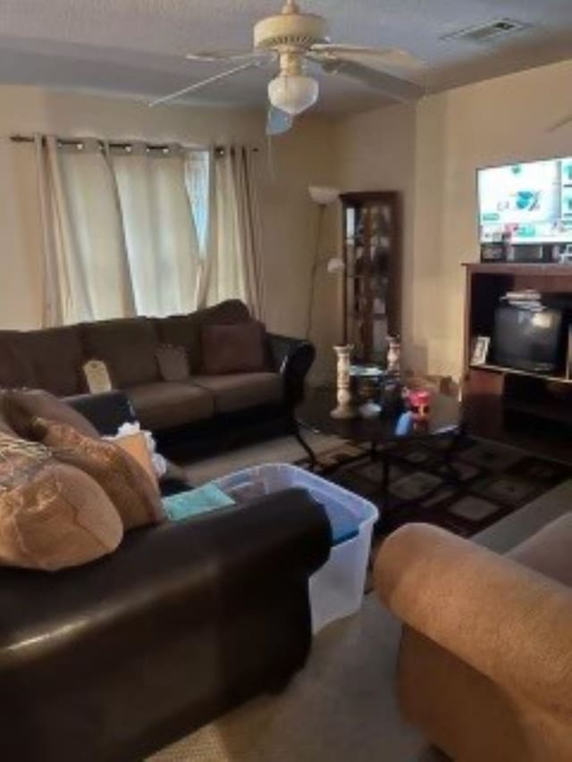 2583 Faxon Ave, Memphis, TN 38112 - living room featuring ceiling fan