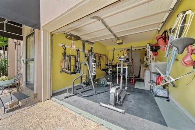 2268 Tunis Cv Unit 2268, Memphis, TN 38104 - workout room featuring baseboards