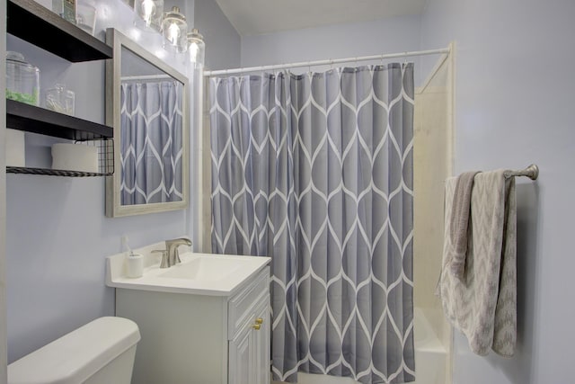 1975 Walker Ave, Memphis, TN 38104 - full bathroom with toilet, vanity, and shower / tub combo