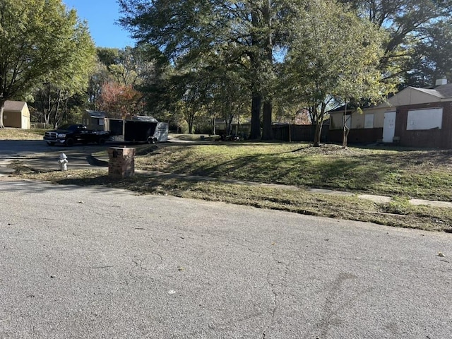 3264 Madewell St, Memphis, TN 38127 - view of yard with asphalt driveway