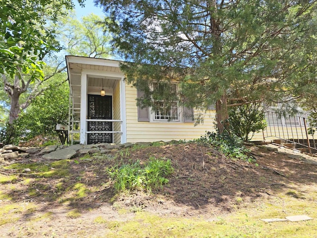 1993 Higbee Ave, Memphis, TN 38104 - view of property exterior with fence