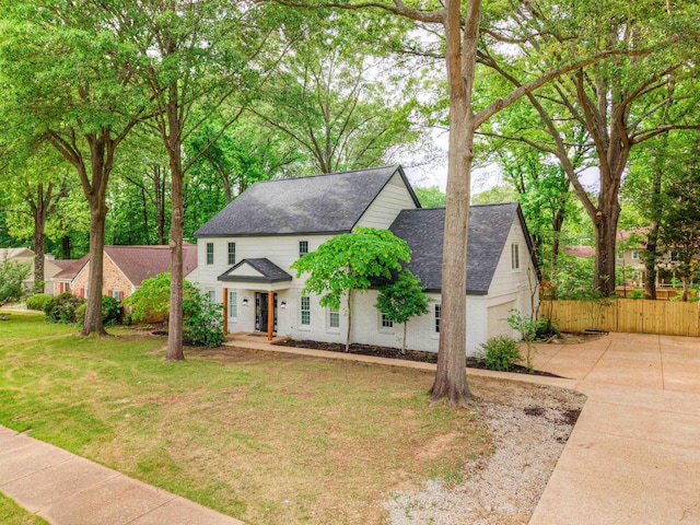 7238 Mcvay Rd, Germantown, TN 38138 - view of front of home featuring roof with shingles, driveway, and a garage