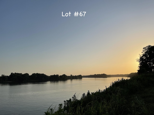 66-67 Catfish Ln, Crump, TN 38327