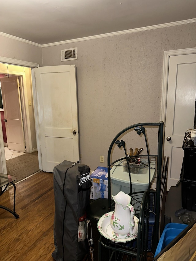 1503 Hope St, Memphis, TN 38111 - interior space with wood finished floors and ornamental molding