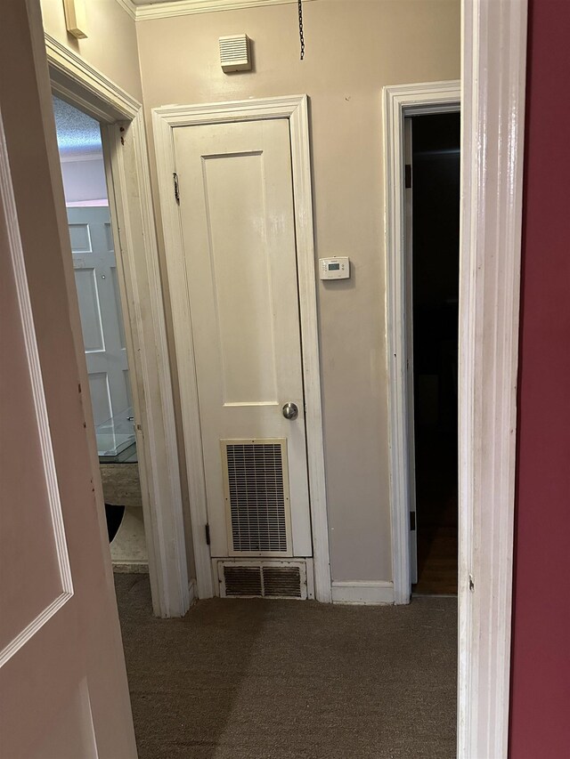 1503 Hope St, Memphis, TN 38111 - hallway featuring carpet floors and baseboards
