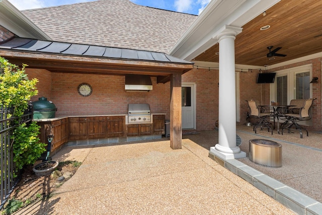 9245 Forest Estates Cv, Germantown, TN 38139 - view of patio / terrace with a ceiling fan and outdoor dining area