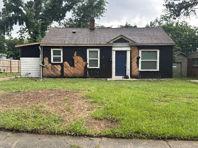 411 Hodges St, Memphis, TN 38111 - view of front of house with a chimney and a shingled roof