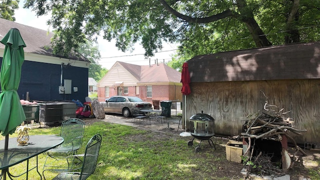 2304 Longstreet Dr, Memphis, TN 38114 - view of green lawn
