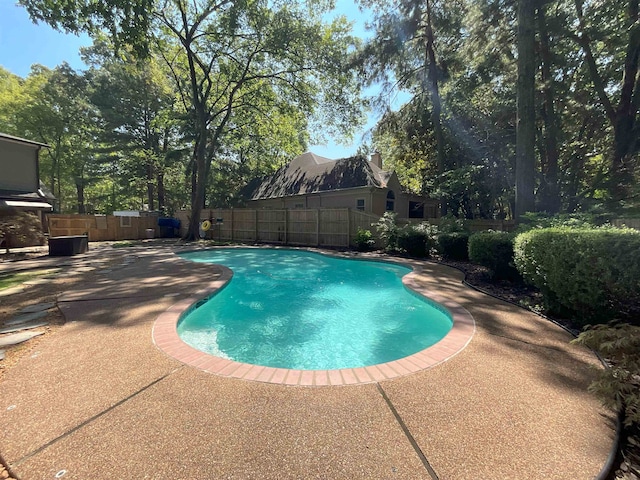 1625 Autumn Tree Cv, Memphis, TN 38016 - view of swimming pool with a patio area