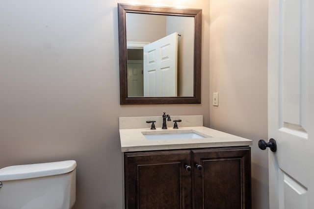 1625 Autumn Tree Cv, Memphis, TN 38016 - half bath with vanity and toilet