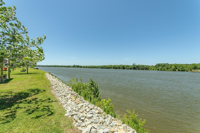 760 Declan Ln, Savannah, TN 38372