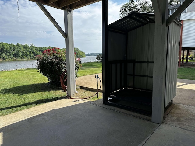 552 Catfish Ln, Crump, TN 38327 - view of patio with a water view