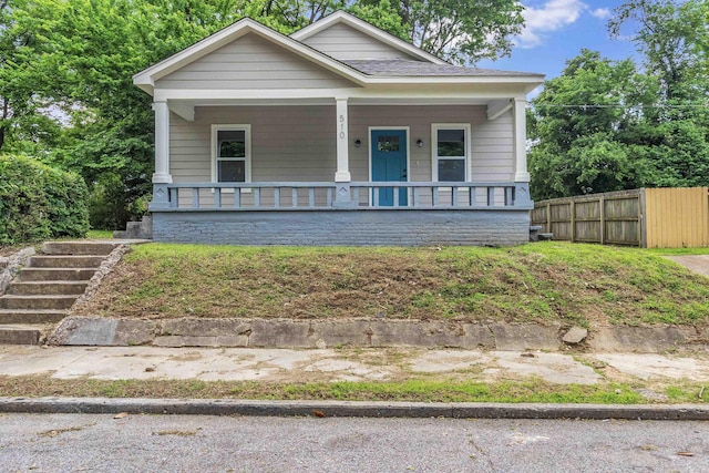 510 Leath St, Memphis, TN 38105 - view of front of house featuring a porch and stairs