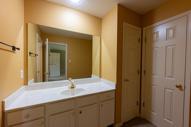 10223 Poston Oaks Cir, Collierville, TN 38017 - bathroom with vanity
