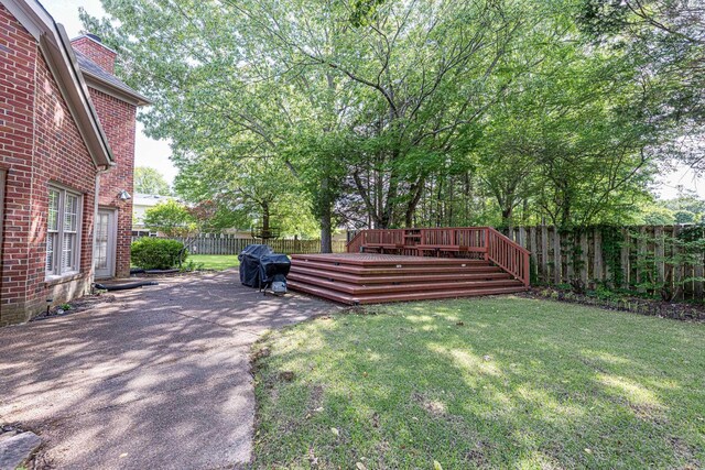 10223 Poston Oaks Cir, Collierville, TN 38017 - view of yard featuring a wooden deck