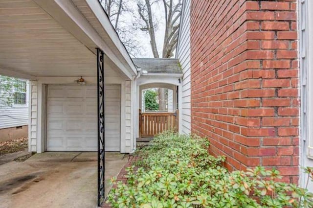 18 N Reese St, Memphis, TN 38111 - doorway to property with brick siding